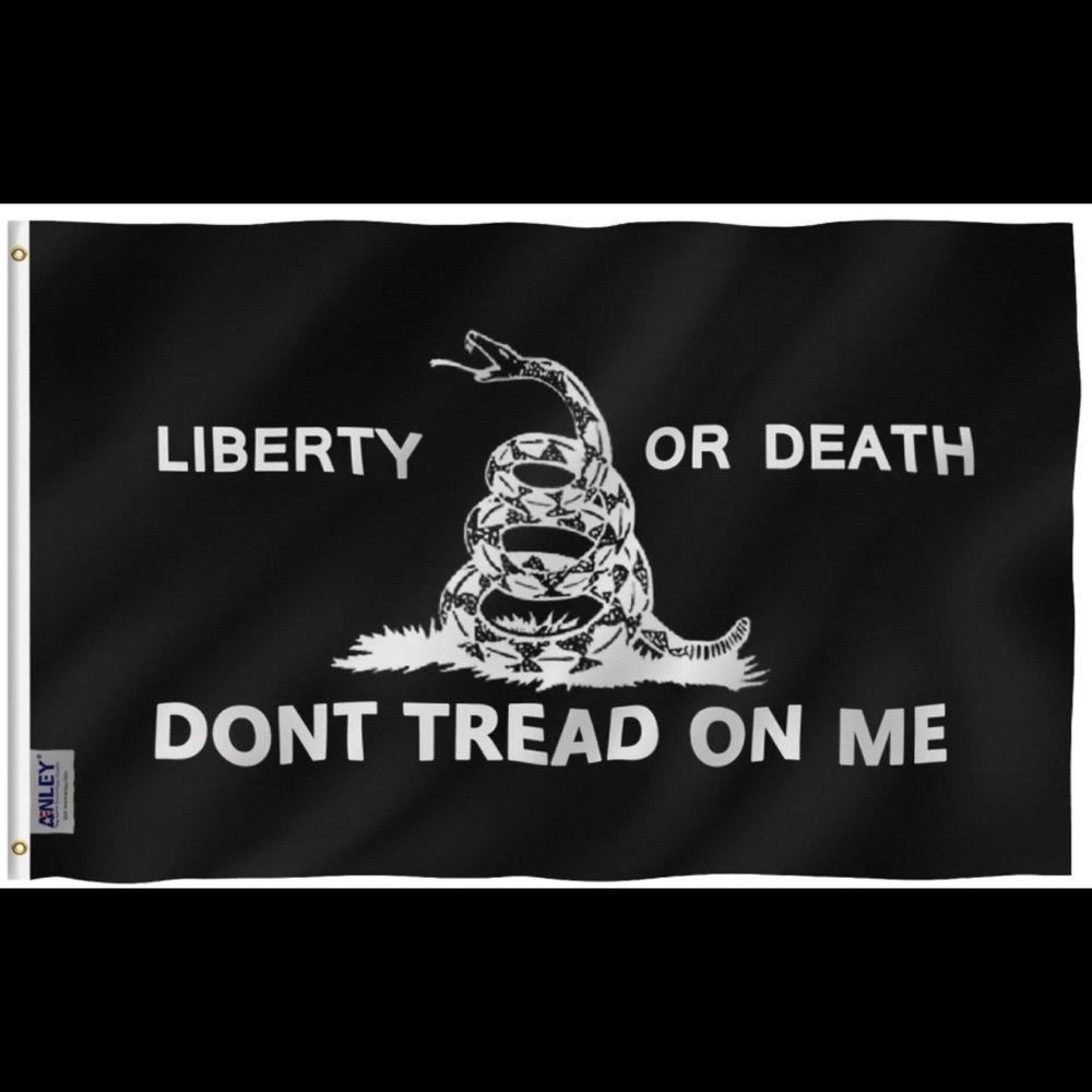 2A Second Amendment don’t tread on me flag USA
